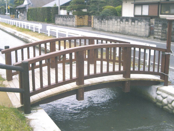 ウッディセラ