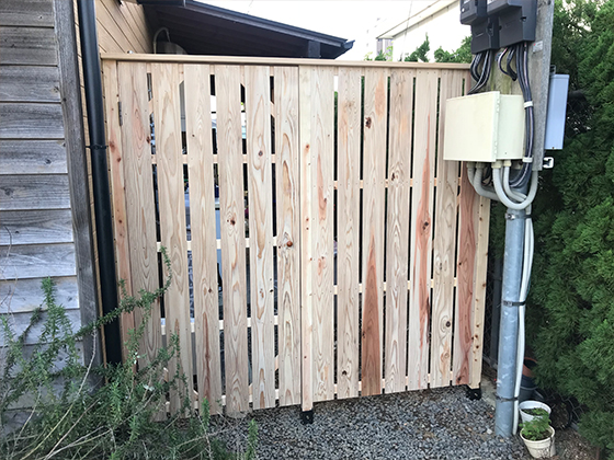 ウッドフェンス塗装 Before